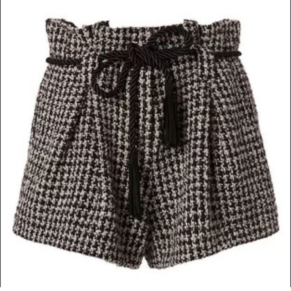 L'AGENCE Paperbag Tweed Shorts Houndstooth Tassels Belt Black White Pleated